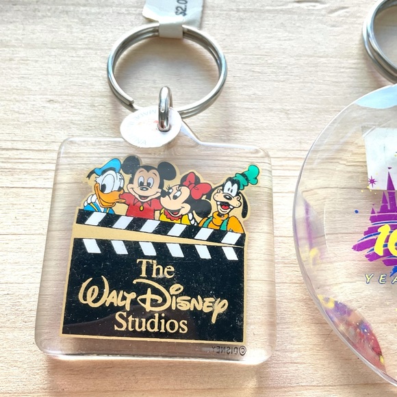 Vintage Mickey Mouse key chains lot 3 10th anniversary space Mickey Disney new - Picture 5 of 5